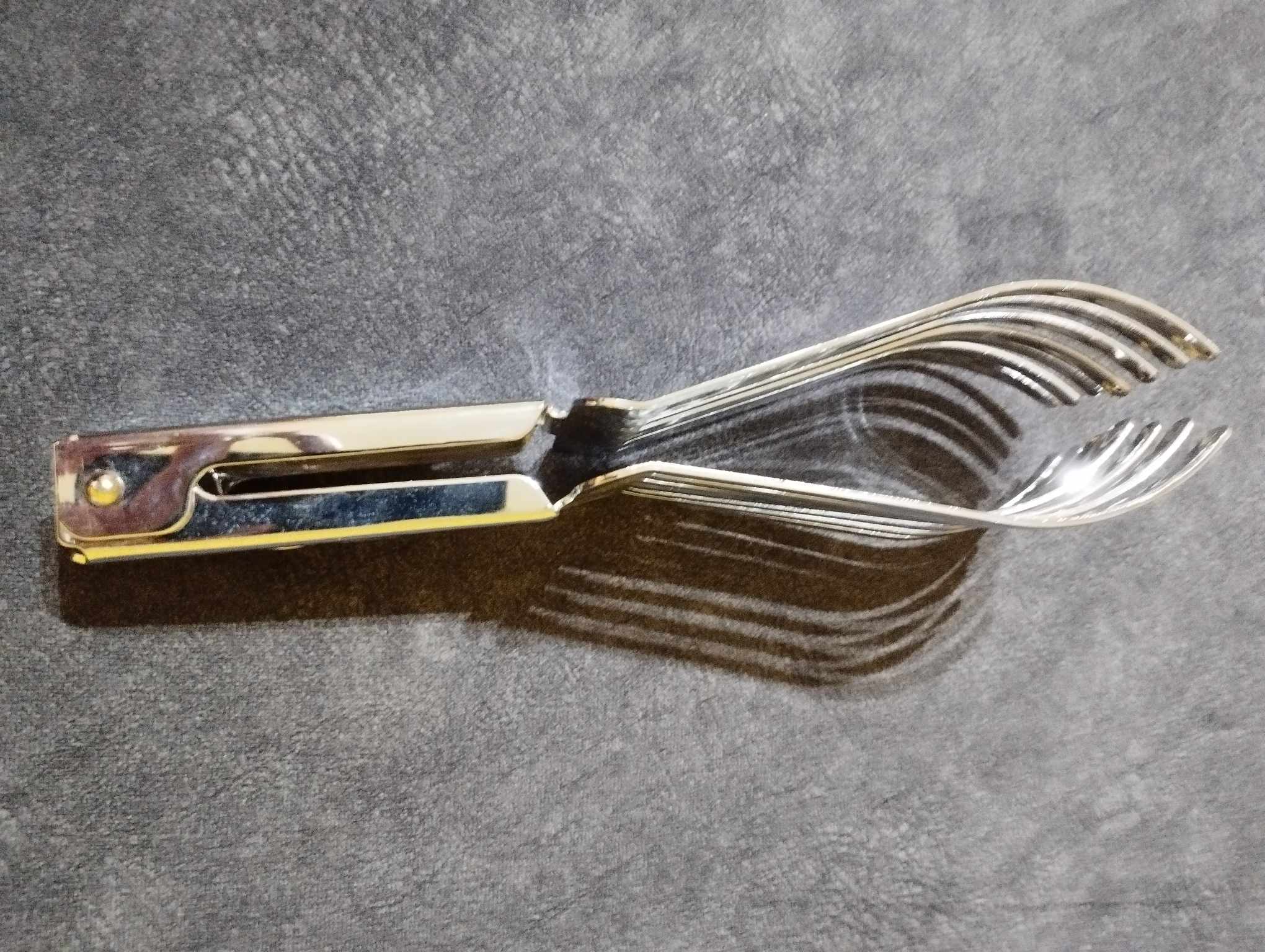 Hússzeletelést segítő villa