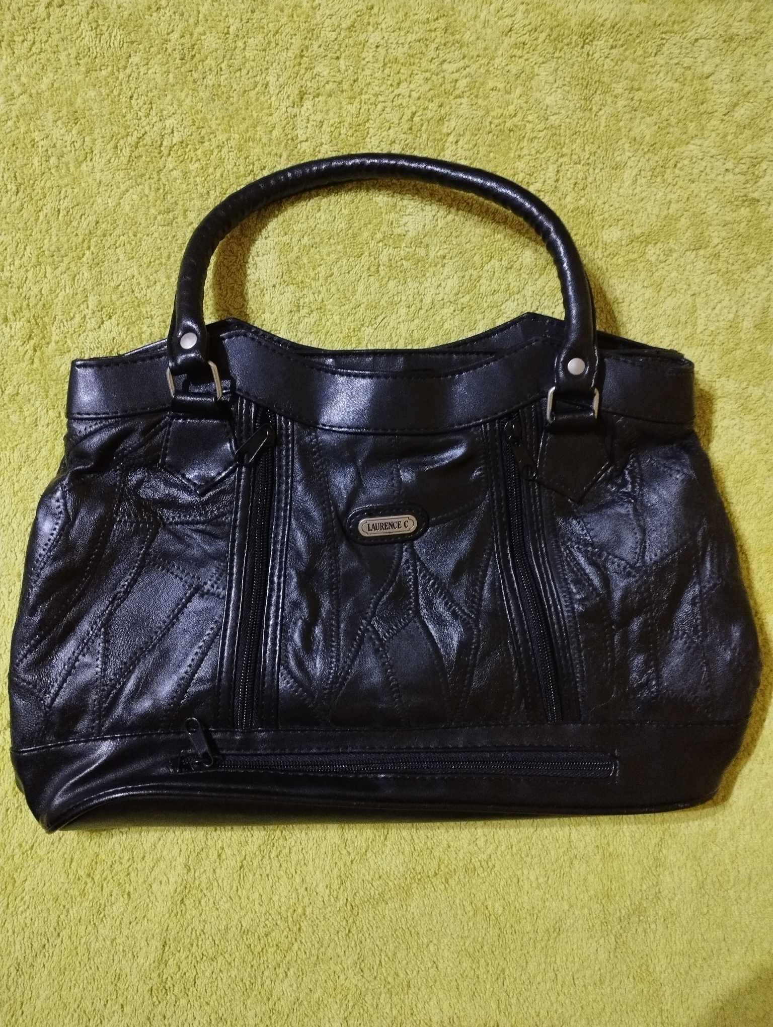 Valódi bőr női kézitáska, fekete