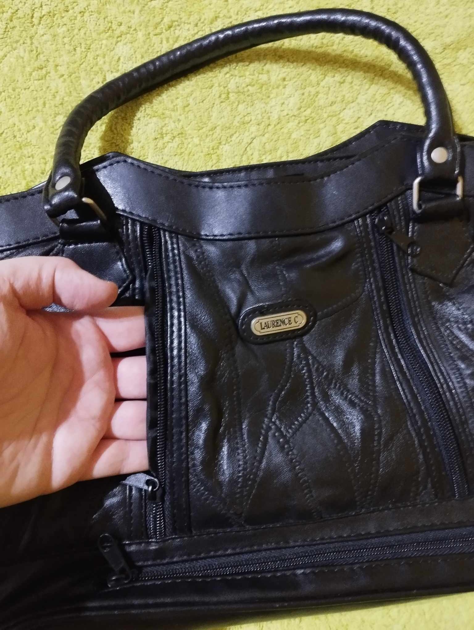 Valódi bőr női kézitáska, fekete