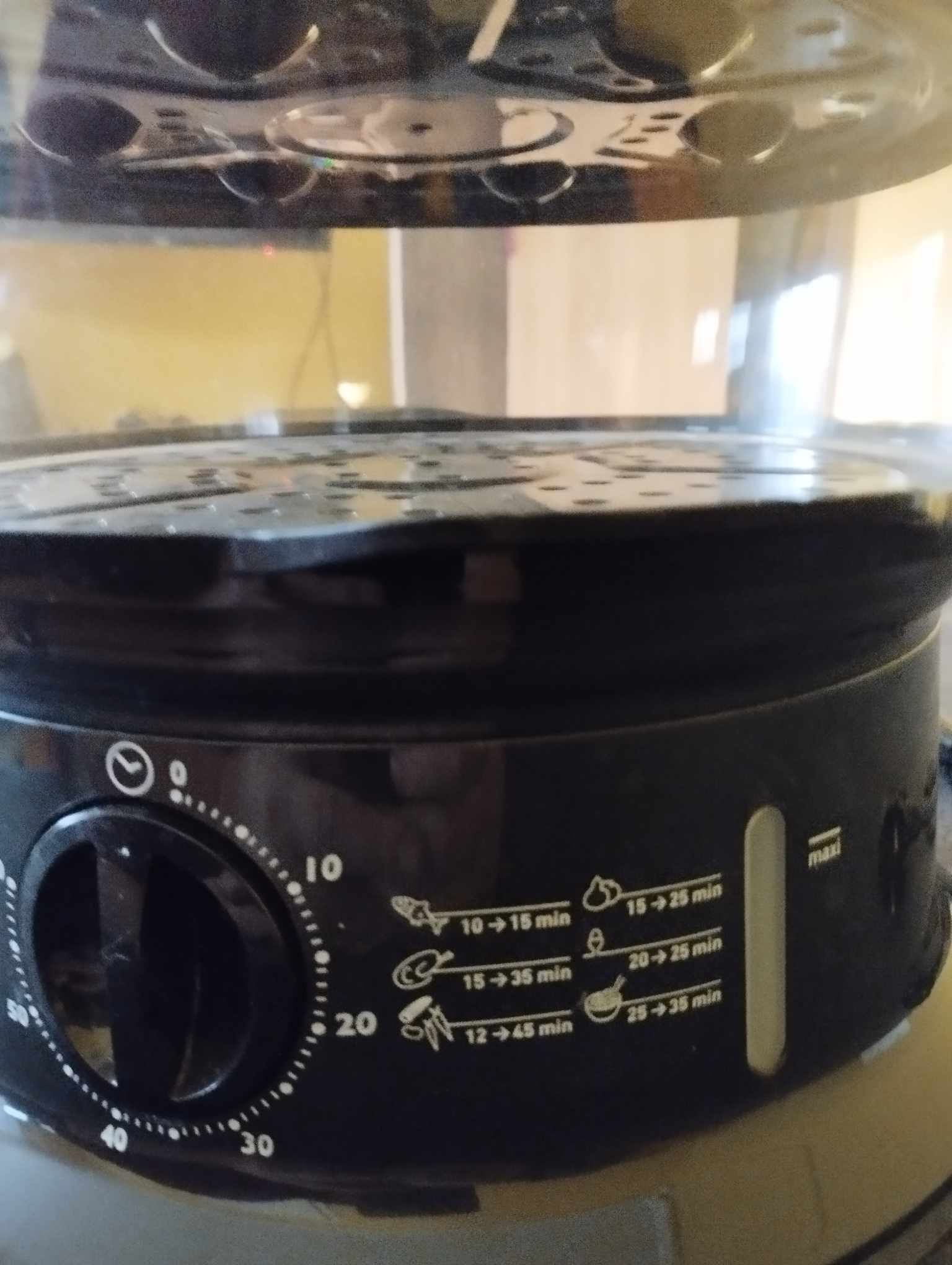 TEFAL VC140131 Ételpároló, 980W, 6 liter, fekete