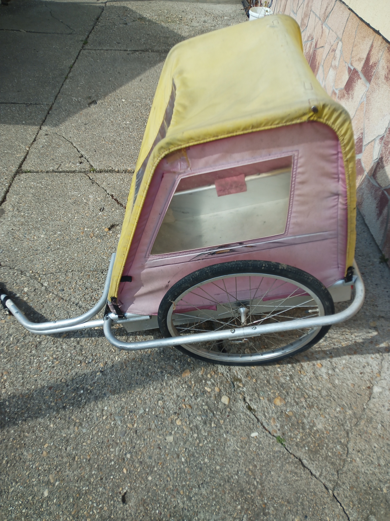 Kerákpár teherutánfutó