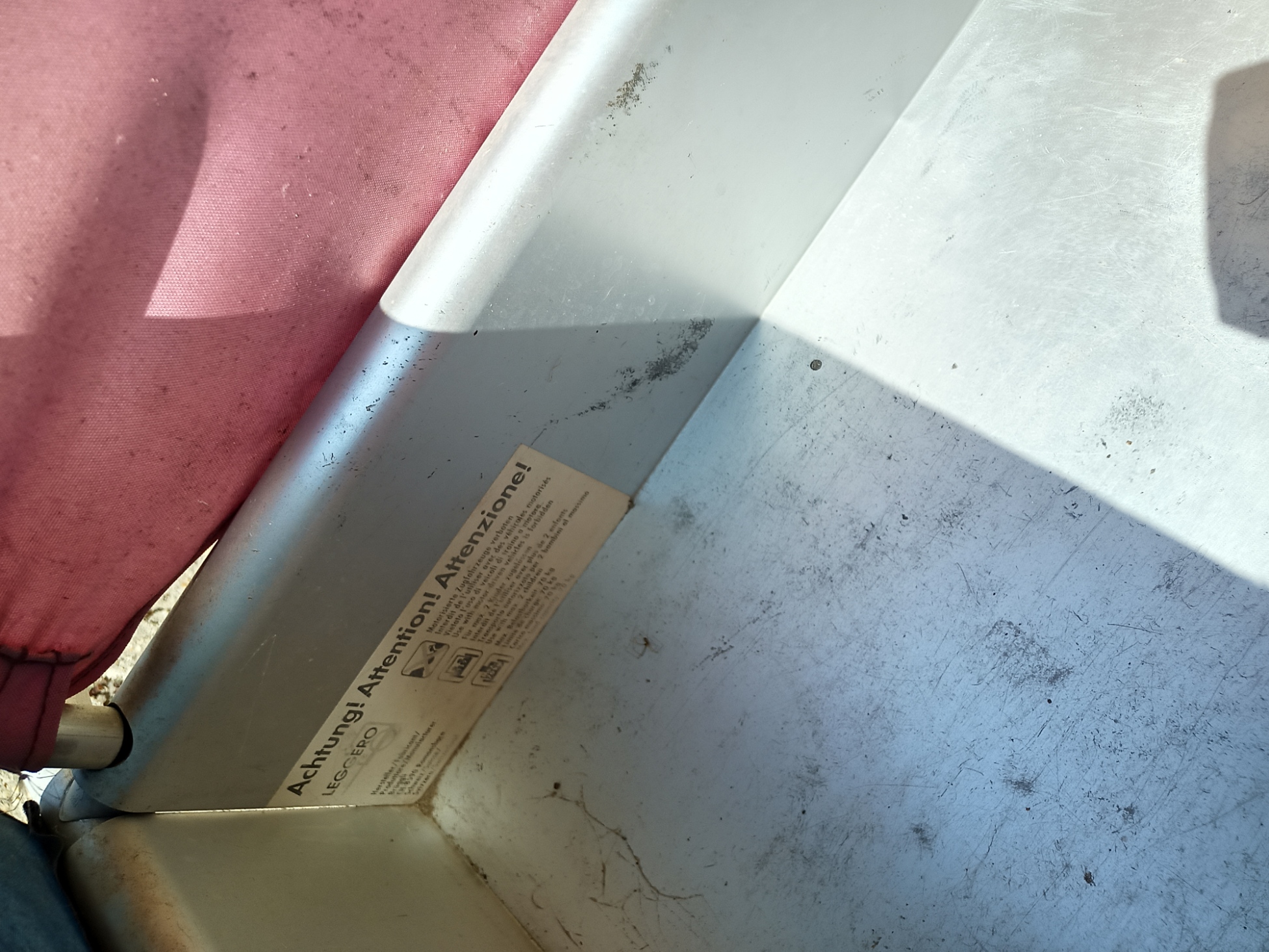 Kerákpár teherutánfutó